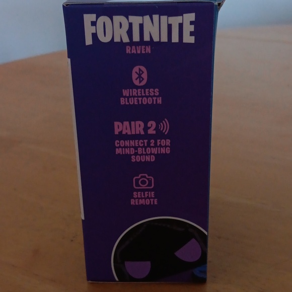 Bitty Boomers Fortnite RAVEN Portable Bluetooth Speaker - Picture 5 of 5